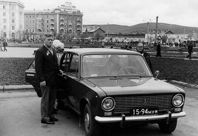 1974 год. Перекрёсток «Пять углов».