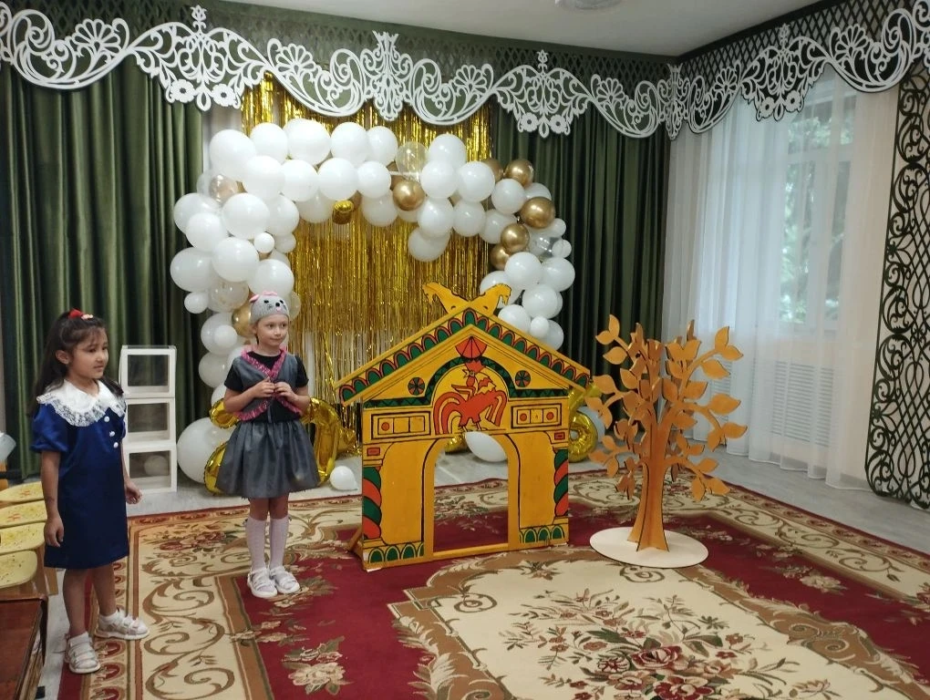 Сегодня в нашем детском саду прошёл настоящий театральный день! Воспитанники младшей, с...