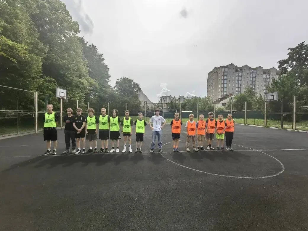 ⚽️ Сегодня состоялся дружеский футбольный матч между сборной нашего лагеря и СШОР по си...