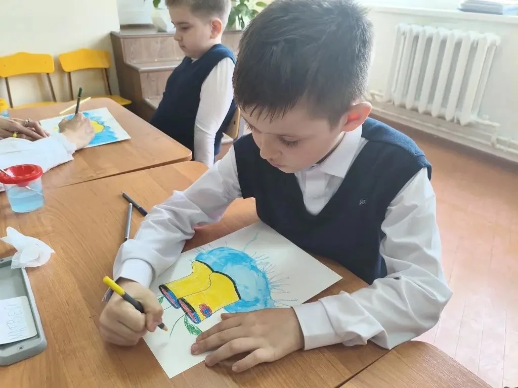 Сегодня, 24 апреля, в 1 К/1 классе прошло комплексное занятие от  инклюзивной студии "Волшебная шкат