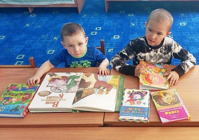 В дошкольной группе МКОУ СОШ с. Непа с 23 марта по 27 марта прошла «Неделя книги». Были проведены ра