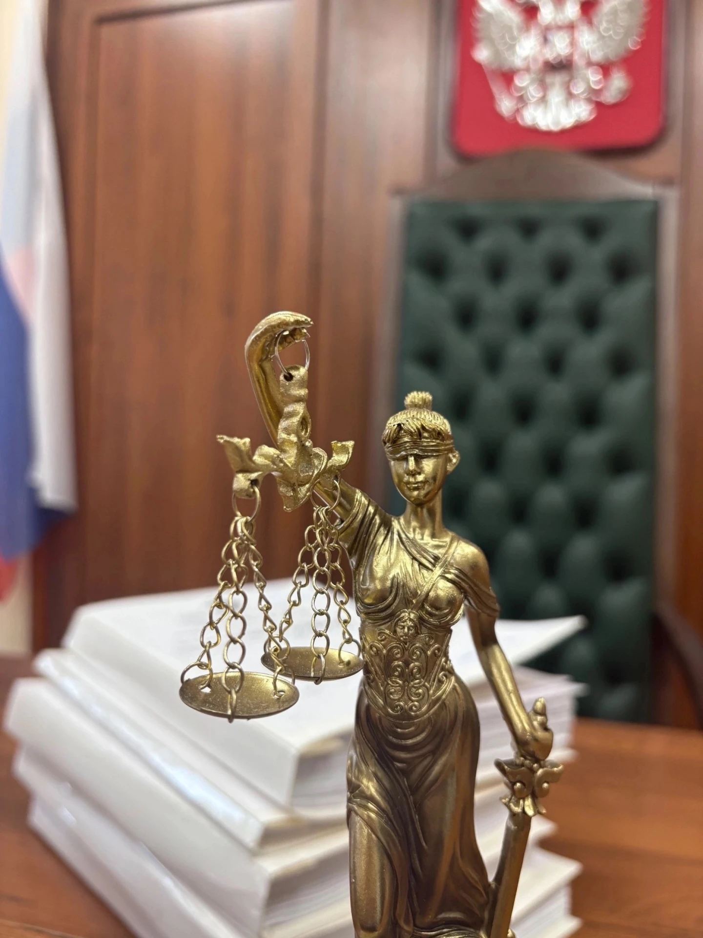 Артемовский городской суд рассмотрел гражданское дело о взыскании неосновательного обог...