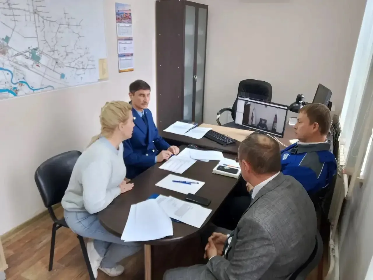 ⚡️Первый заместитель прокурора Астраханской области провел личный прием работников предприятий Аксар