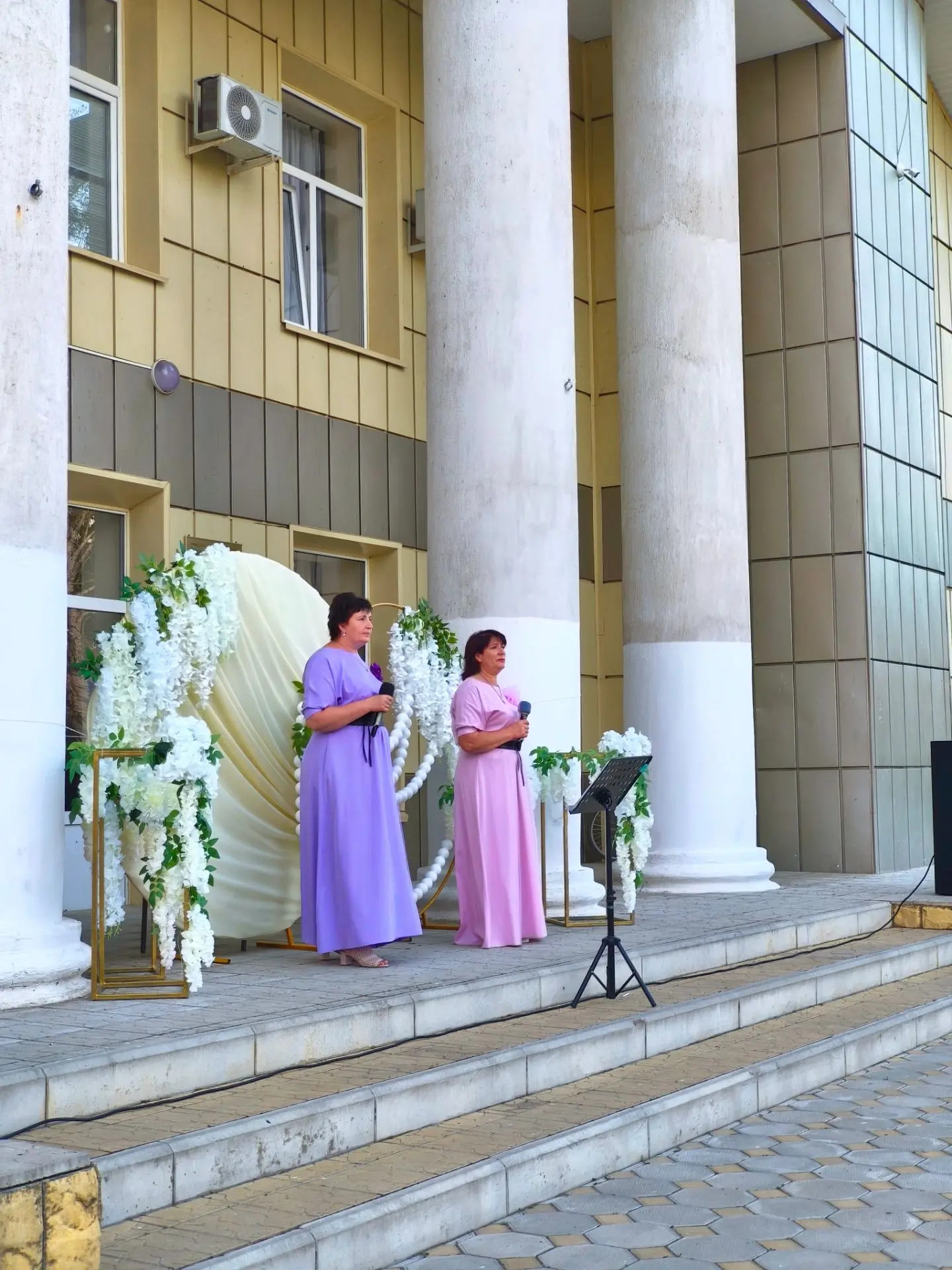 Под покровом любви🌼