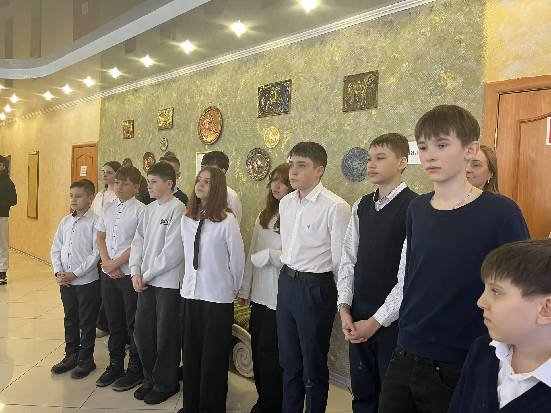 🌟Сегодня ученики 6б класса  (классный руководитель Красилова И.В.) посетили персональную выставку Фе