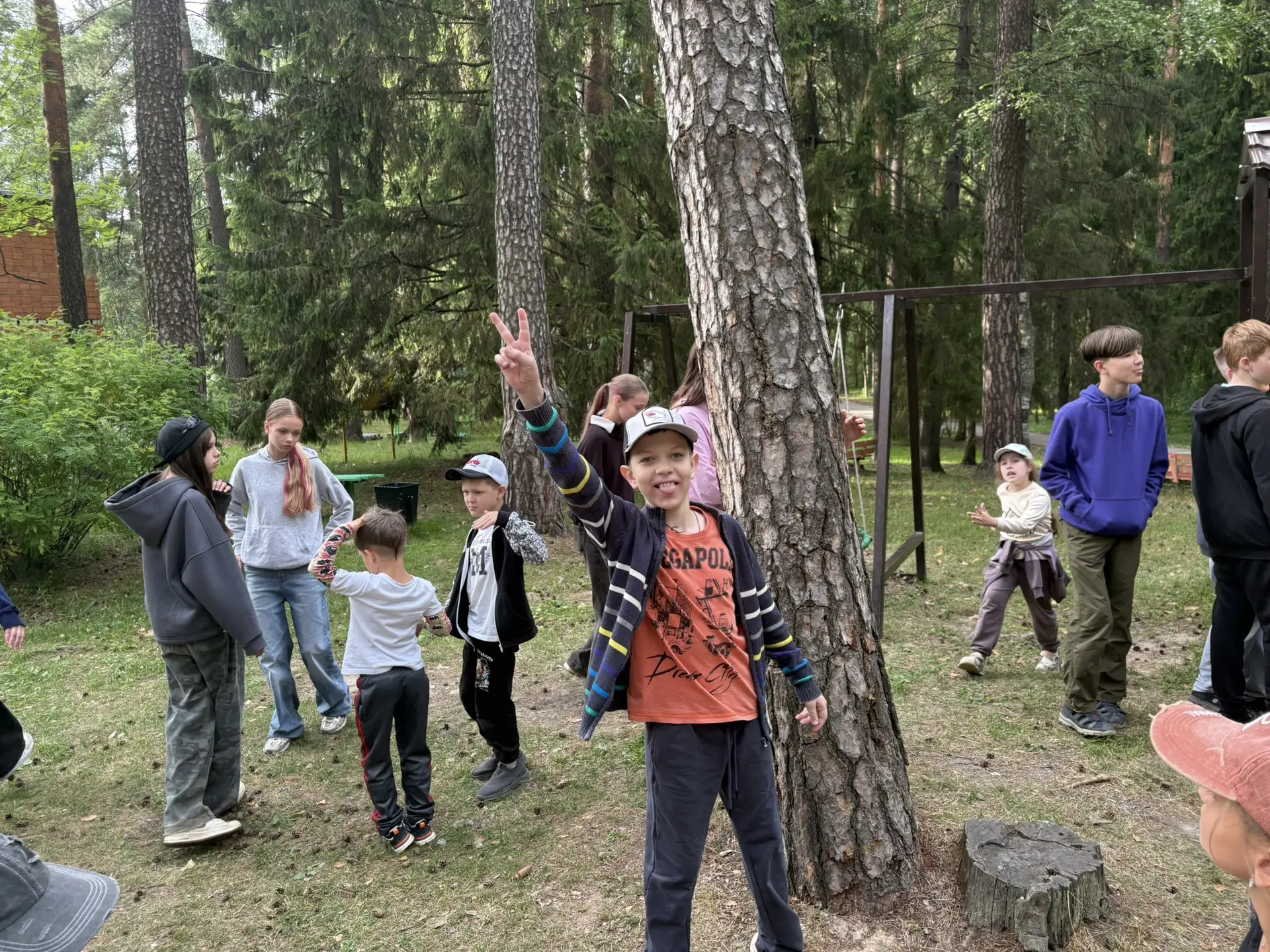 Порисовали мелками на асфальте и просто круто провели вместе время🥰🫂
