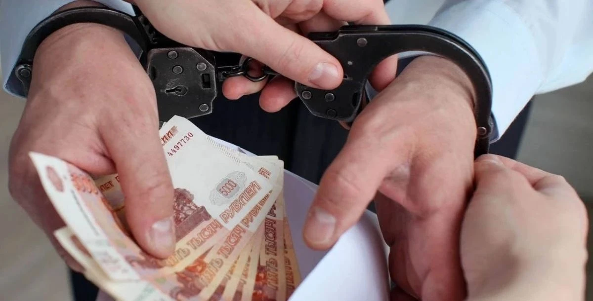 💸🏥 Медработница из Сальского района продавала больничные за 11 тысяч рублей