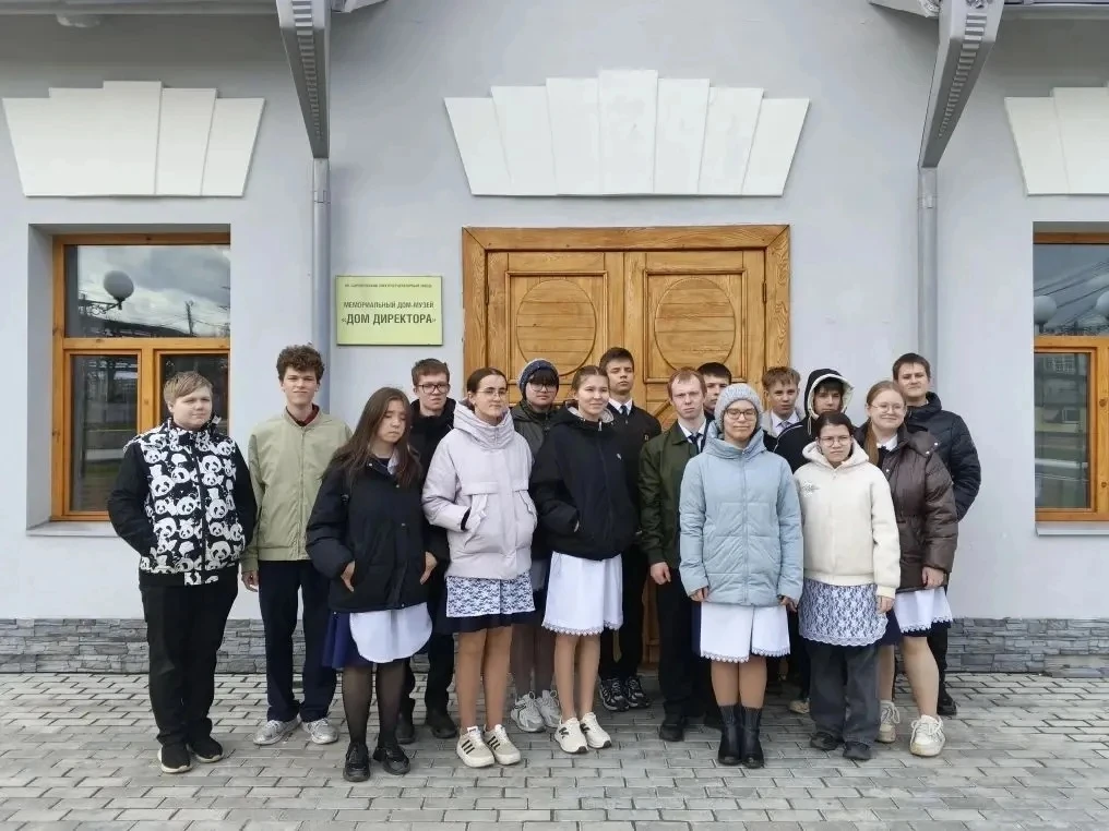 8–10 классы в рамках профориентации посетили завод ЭГЗ 🔥
