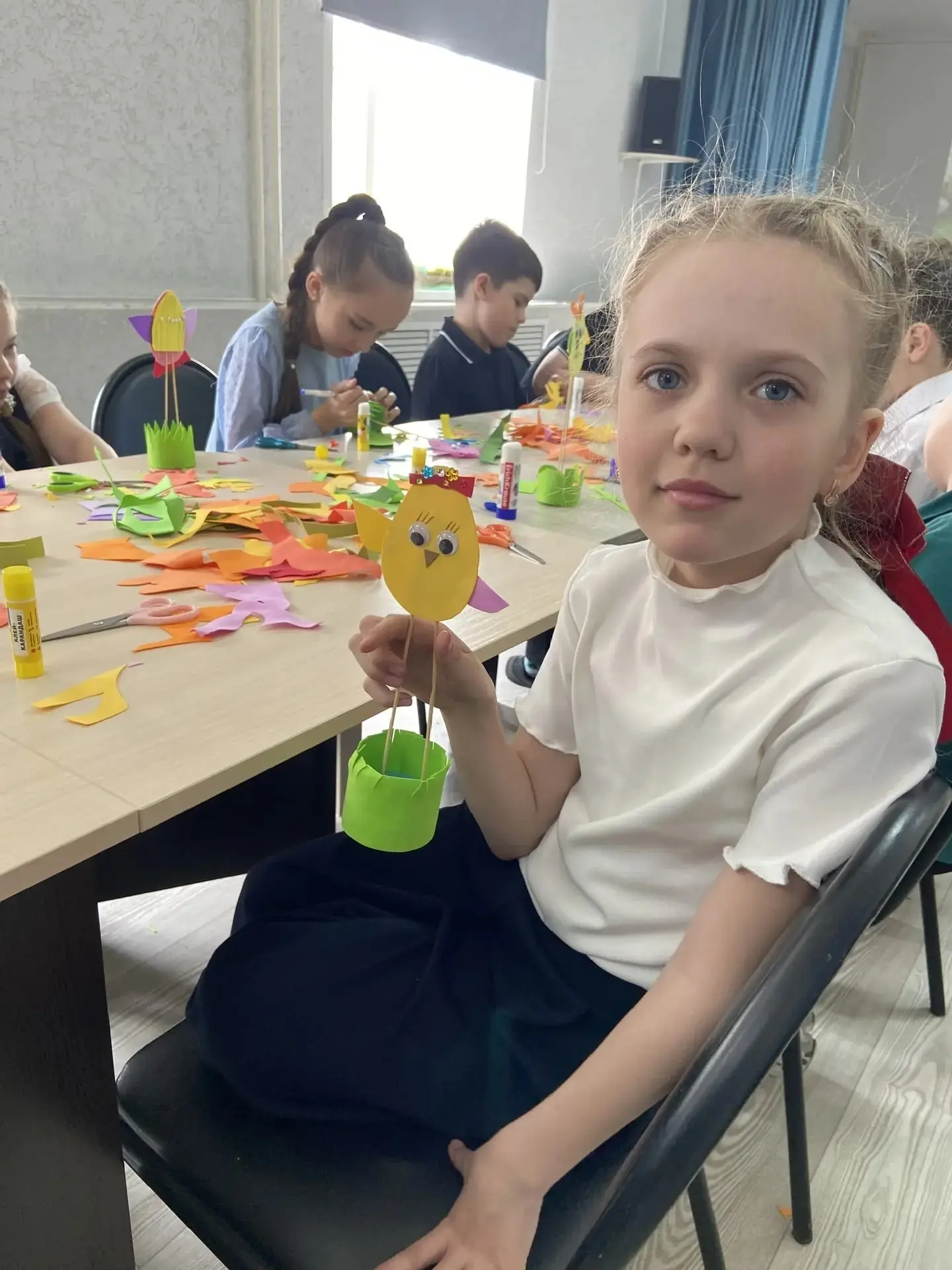 🐣 Пасхальная птица счастья    Ребята из 2Г, 2Б и 2В классов приняли участие в творческом мастер-клас