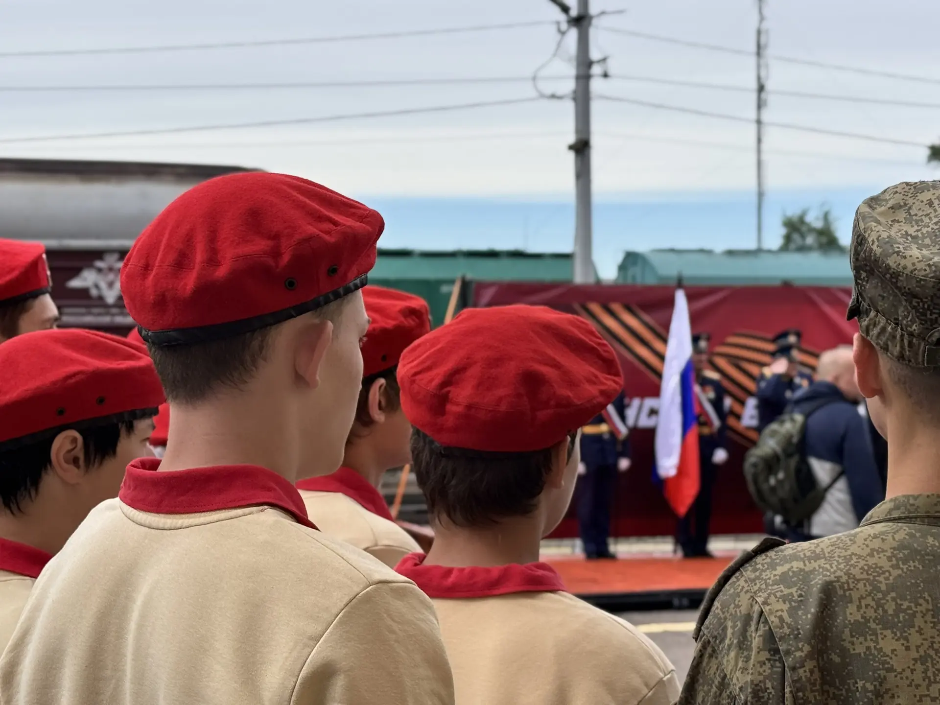🇷🇺16 июня в рамках акции «Сила в Правде» город Ржев встретил агитационный поезд Министерства оборо