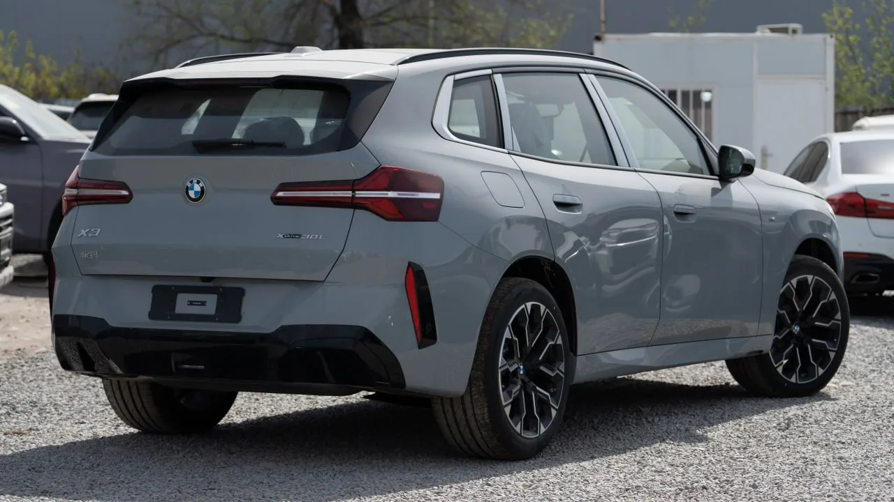 🔥 BMW X3 30L > Новый автомобиль в цвете Brooklyn Grey  Готов к отправке из Бишкека. Идеальное сочета