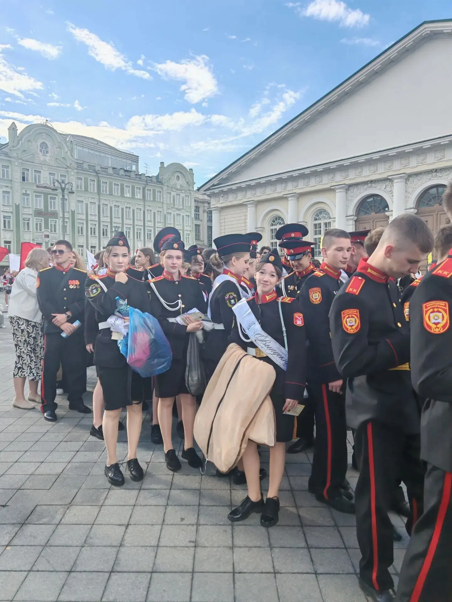 🎥 Фоторепортаж с Большого Кремлевского дворца, где  состоялся Всероссийский выпускной ...