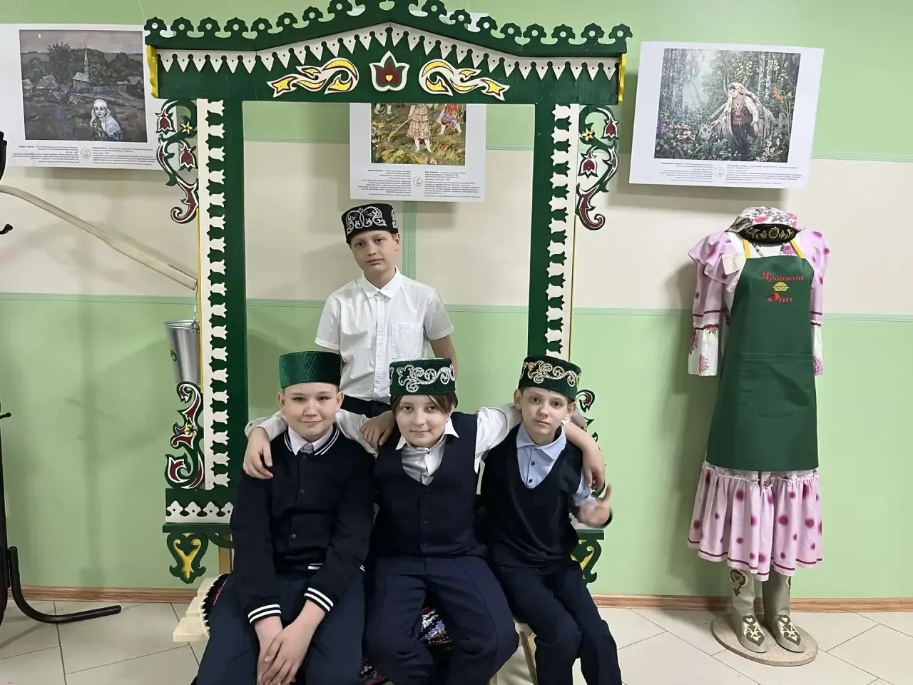 🌿Год единства народов России.   15 апреля 5п класс посетил Центр татарской культуры Курганской облас