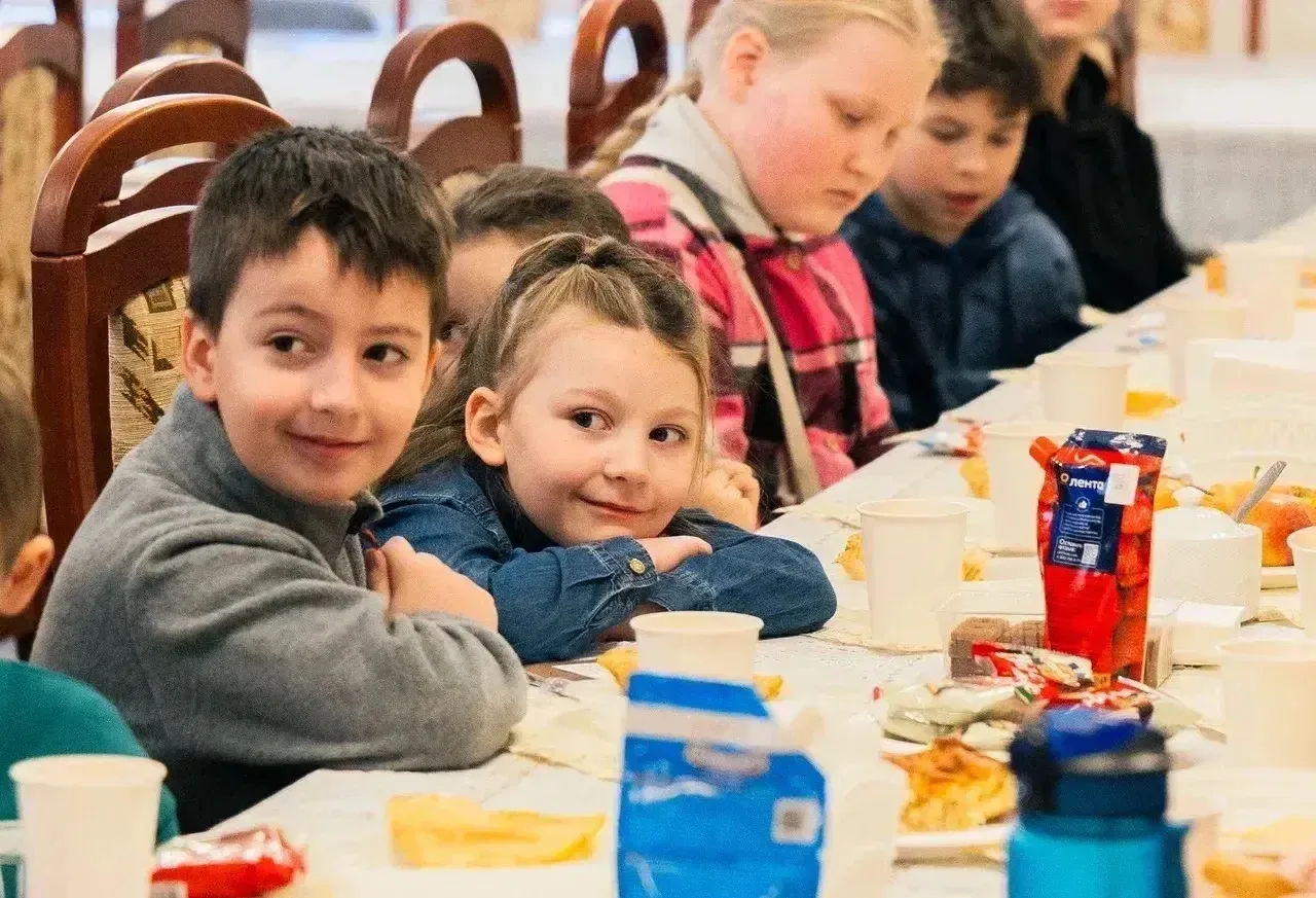🕊️ ПРИГЛАШАЕМ В ВОСКРЕСНУЮ ШКОЛУ