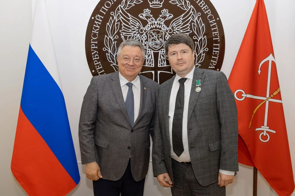 Алексей Подколзин, генеральный директор СМ, награжден знаком отличия Санкт-Петербургско...
