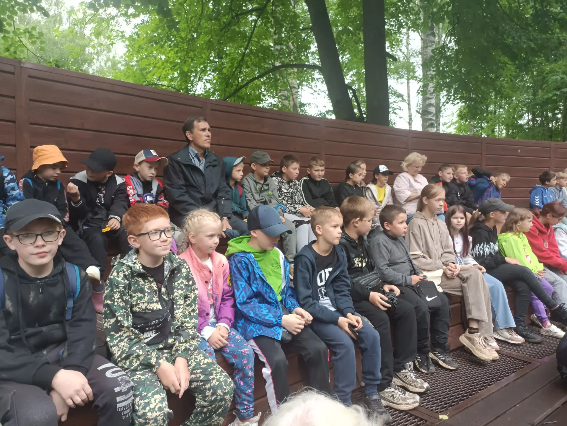 19 июня ребята из пришкольного лагеря посетили Городской парк "На Крутихе", где прошло ...