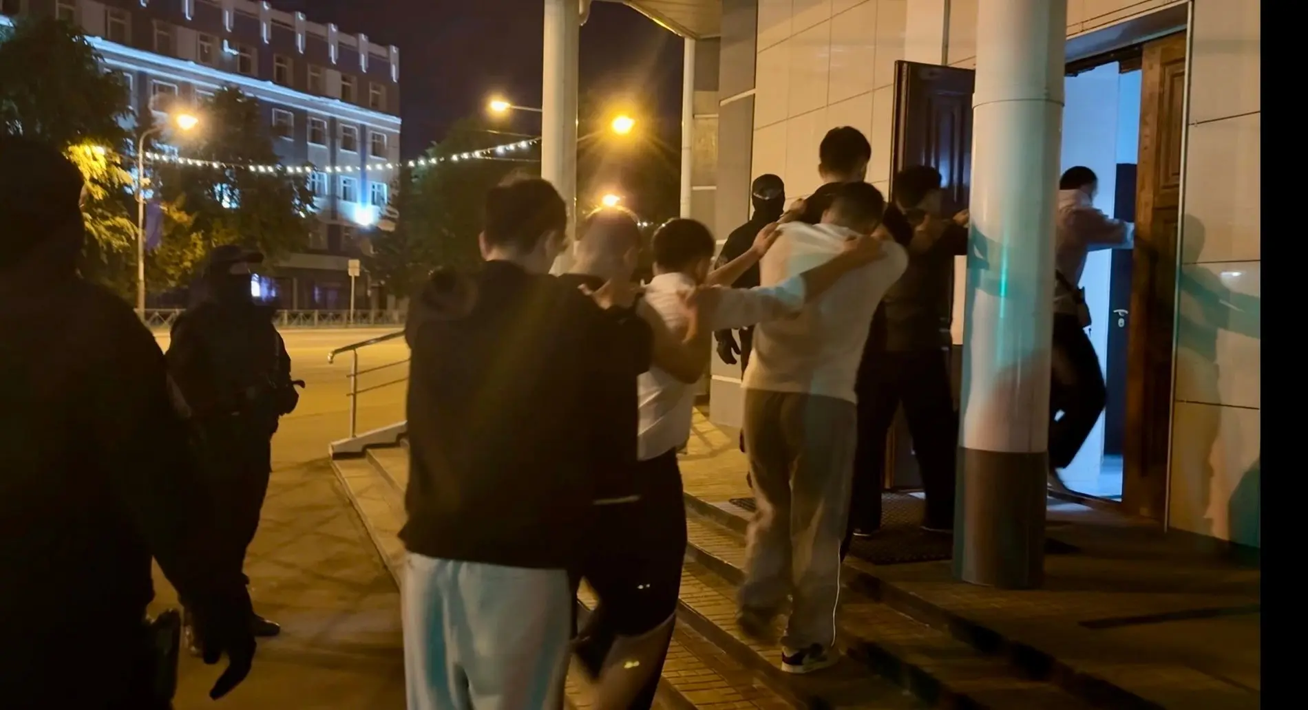 В Республике Марий Эл полицейские выявили нарушения миграционного законодательства

В регионе подвед