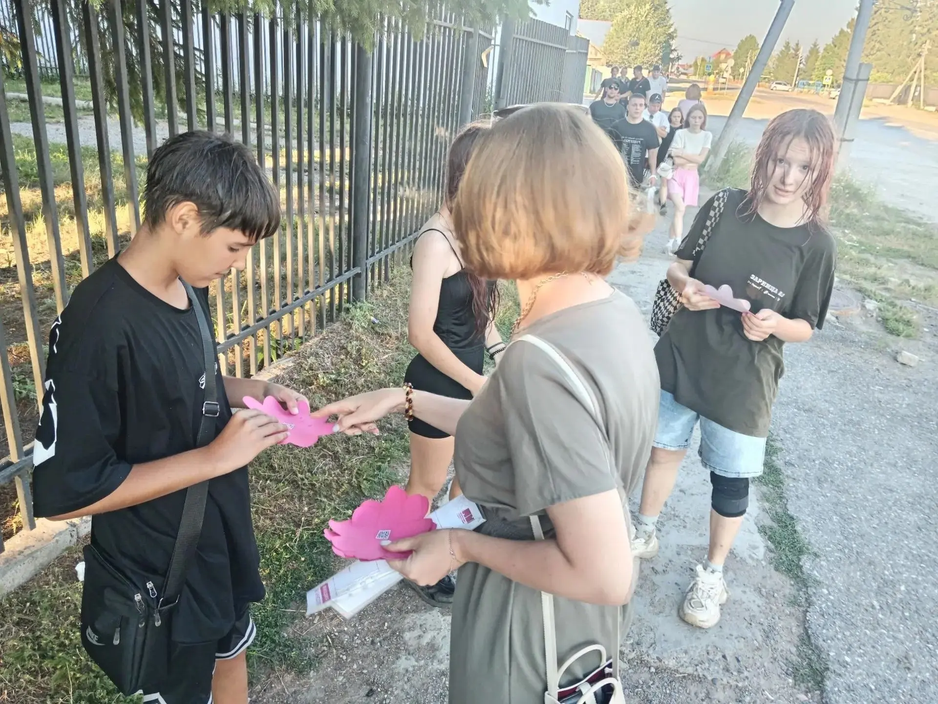 #ДарюТепло
Накануне Дня семьи, любви и верности в селе Молчаново прошла очередная Всероссийская акци