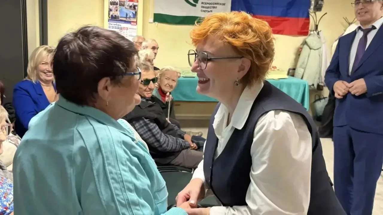 В Апшеронском обществе слепых отметили День пожилого человека