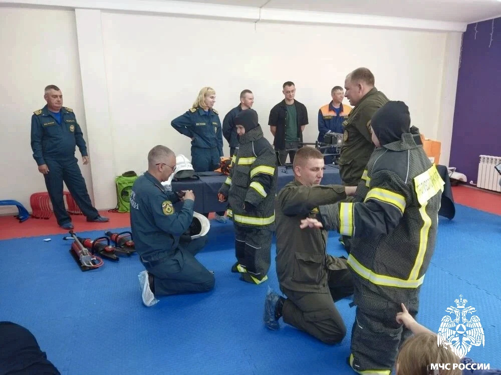 🧑‍🚒Погружение в профессию спасателей  В центральном Доме молодёжи Дальнереченска прошёл увлекательны