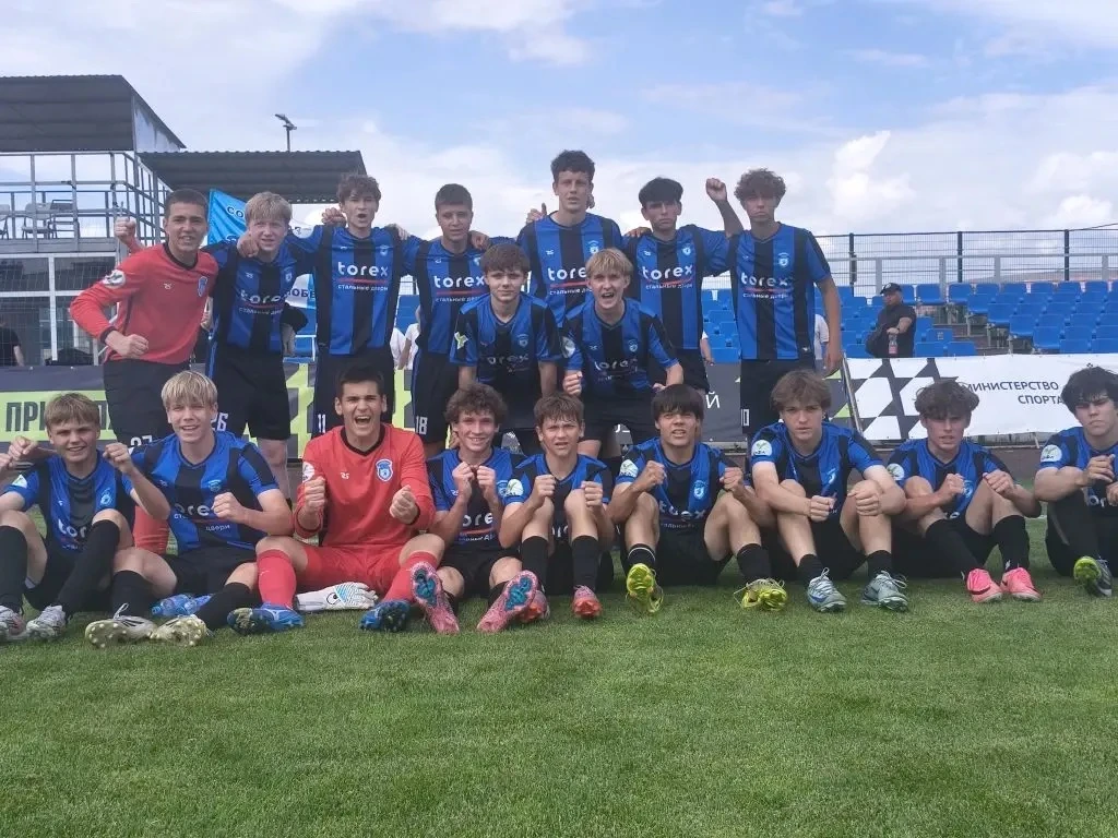 🔥🔥🔥 П-О-Б-Е-Д-А! 💪

Это просто космос! 1️⃣1️⃣ тур ЮФЛ Приволжье U-16, и наши парни 2010 г.р. тво