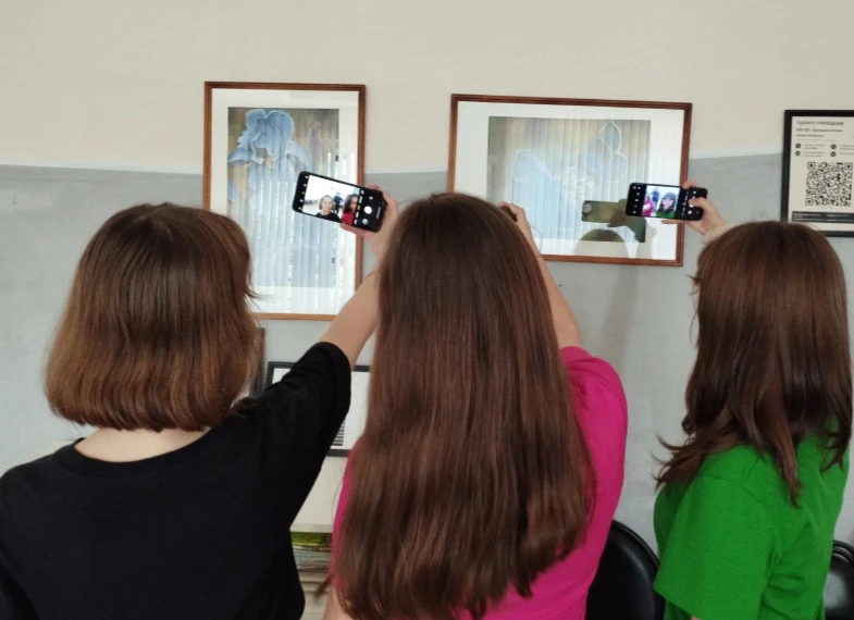 Преподаватель Сайфульмулюков Альберт Маратович провел классный час под названием «Человек на фотогра