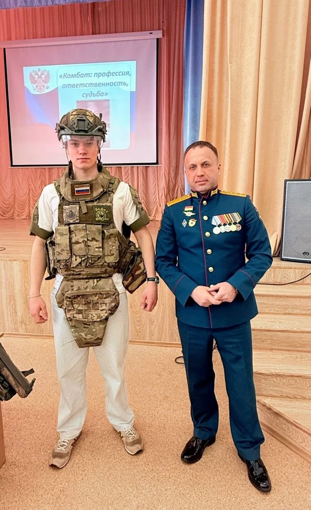 🇷🇺«Я сильный духом, и горжусь я тем, что русский»  Сегодня в актовом зале техникума прошла встреча с