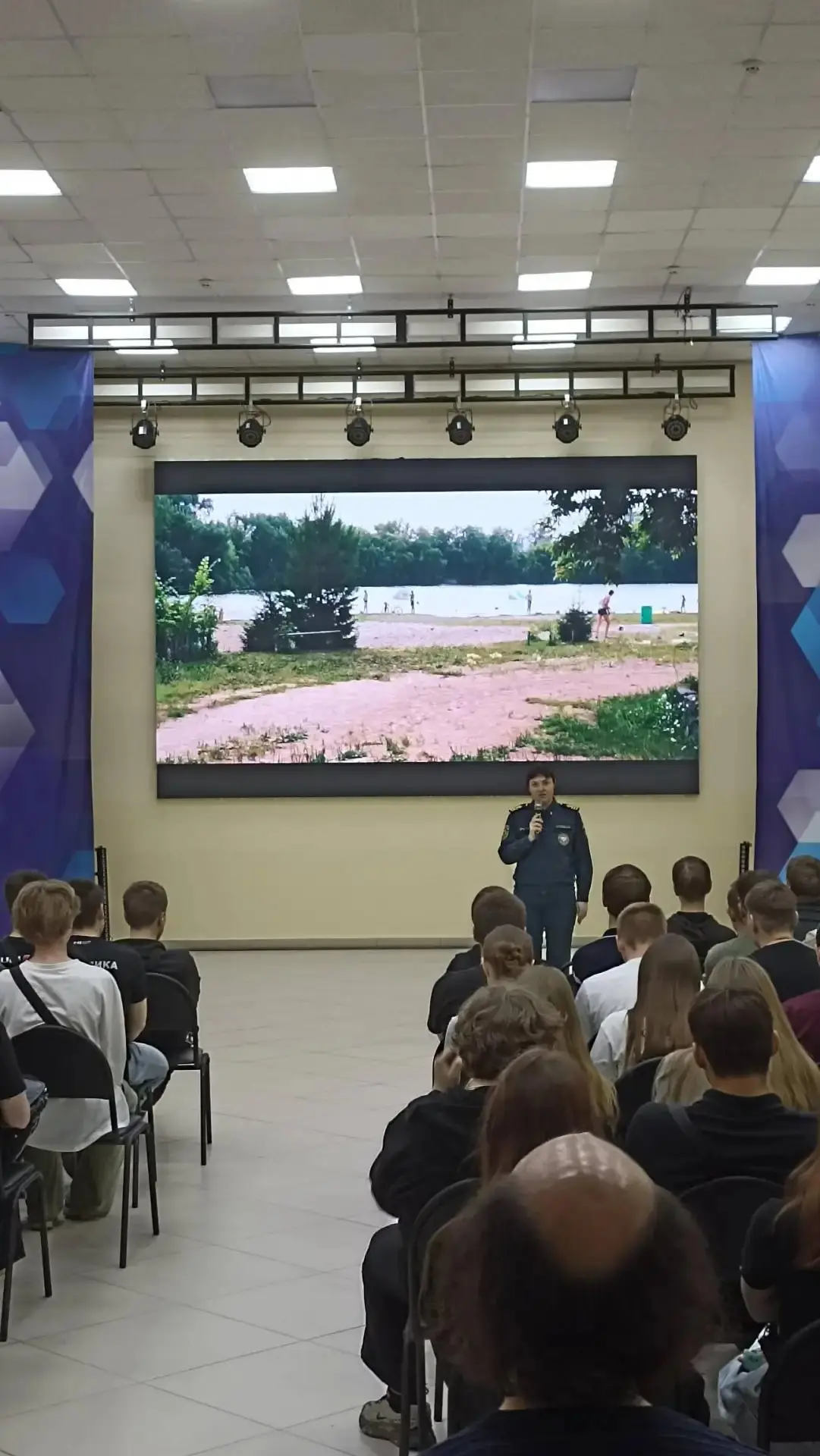 ☀️Лето — время отдыха у воды, но оно таит в себе и серьезные опасности. Чтобы каникулы ...