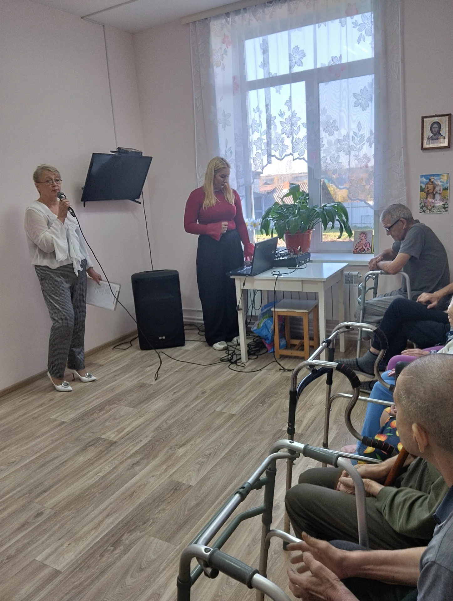 🍁👵👴 Первого октября ежегодно отмечается Международный День пожилых людей. 🌷 Он был ...