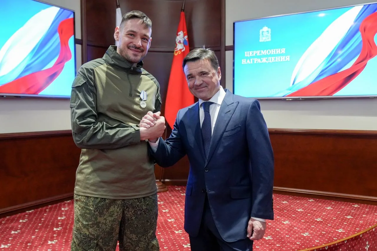 🎖Вручил государственные награды бойцам легендарного подразделения БАРС — медали «За отвагу», «За хра