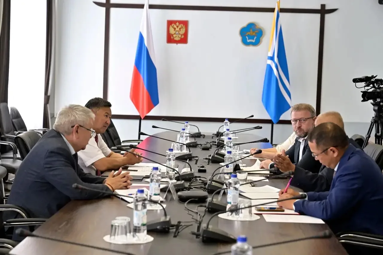 Встретился с председателем совета директоров агрохолдинга «Дары Малиновки» Василием Гер...