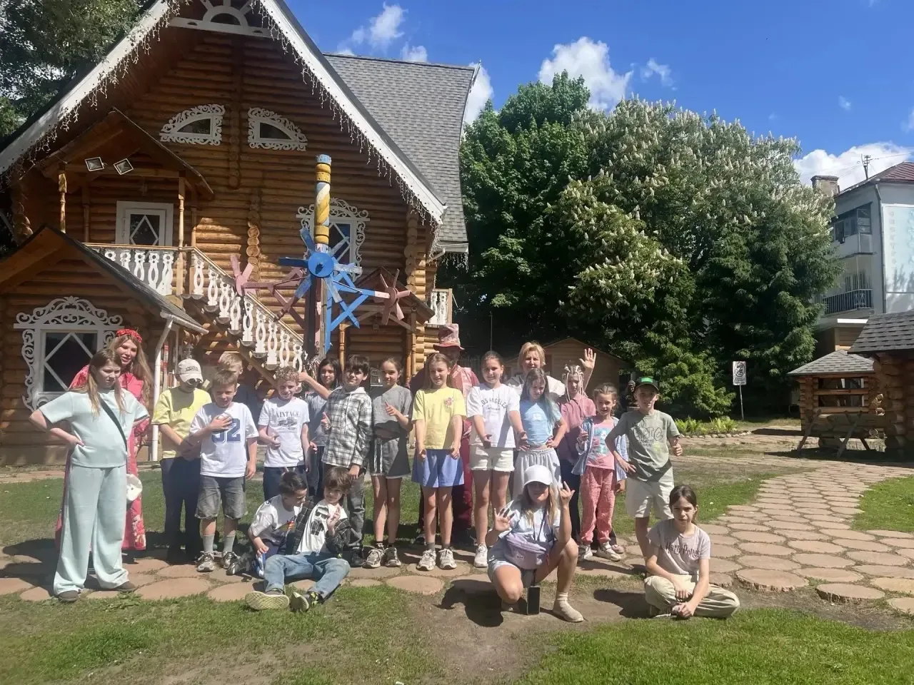 Солнечное путешествие ☀️  😍 Наши путешественники из 4 класса «Б» решили отметить свой выпускной из н