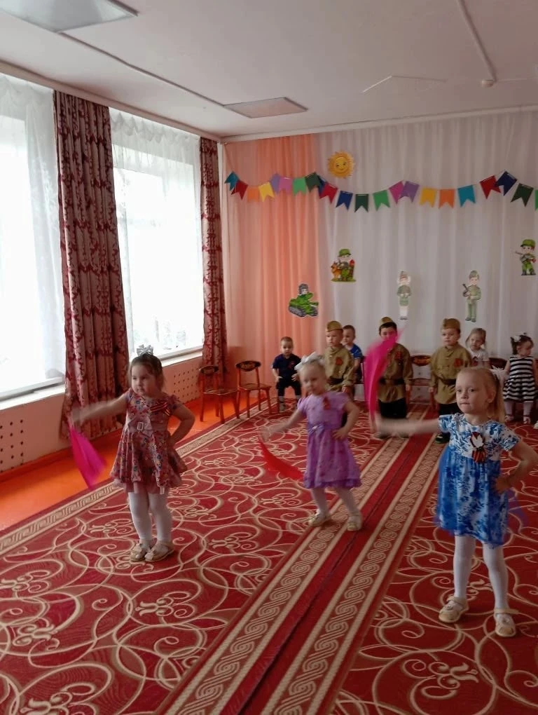 День Победы к нам пришёл,