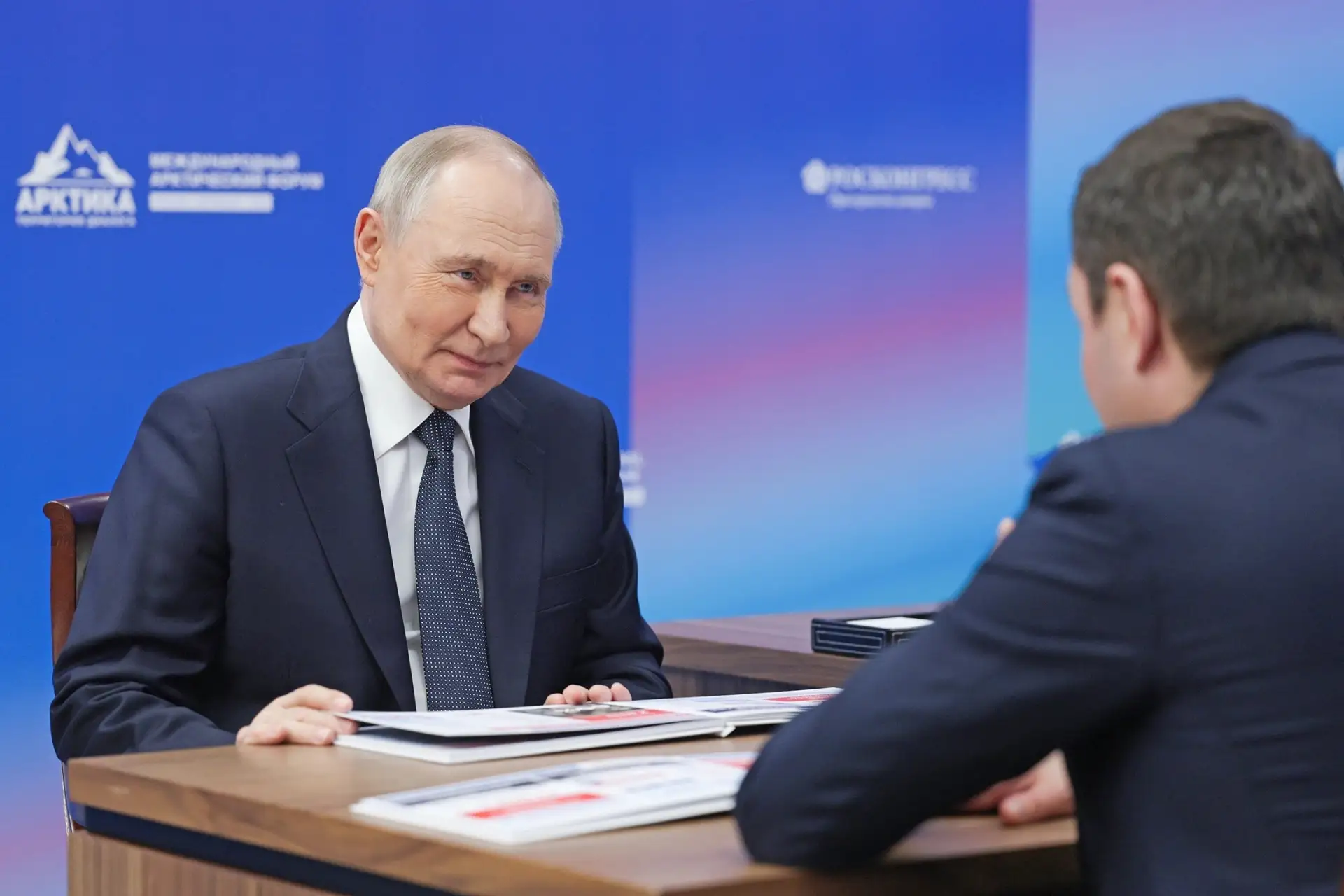 🇷🇺 Сегодня свой день рождения отмечает Президент Российской Федерации Владимир Владим...