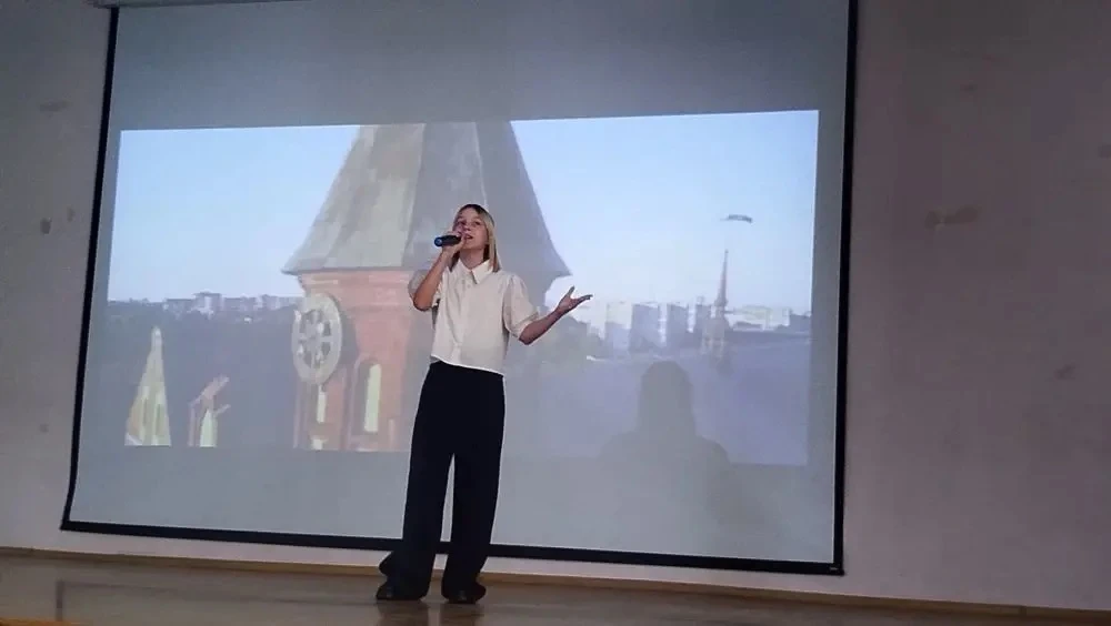 🎉🌸 Школьный концерт к 8 марта! 🌸🎉  Дорогие друзья!   6 марта в нашей школе прошел замечательный конц