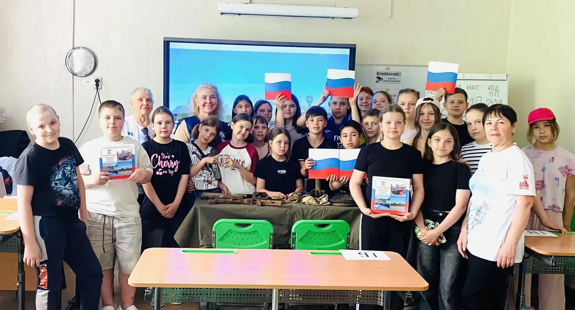 Поисковики отряда "Память сердца" и волонтеры Победы г.Тюмени провели Урок исторической...