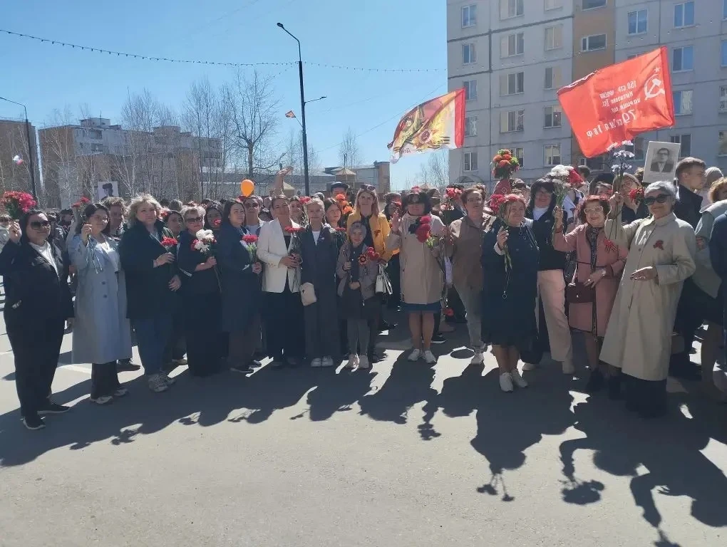 «В едином строю памяти: гимназисты и педагоги почтили подвиг героев»  Сегодня, 9 мая, наши гимназист