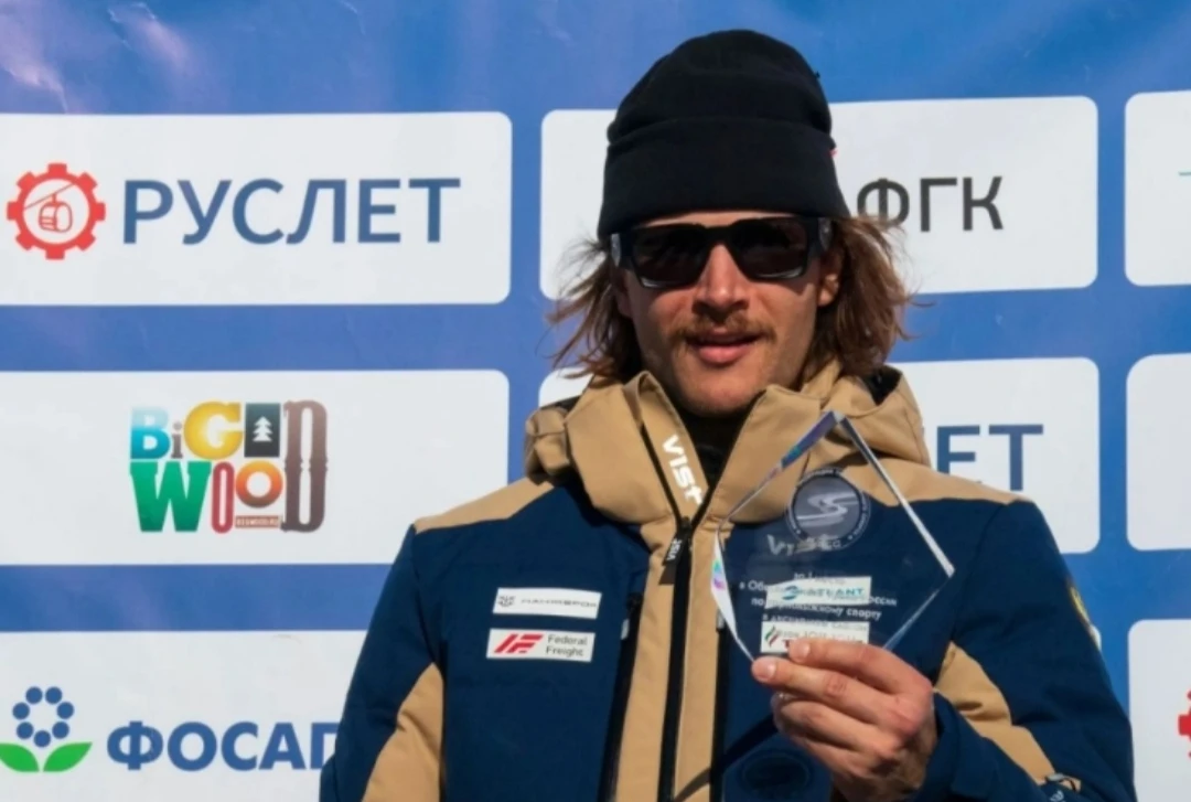 Алтайский горнолыжник Семен Ефимов четвертый раз подряд стал первым в слаломном зачете ...