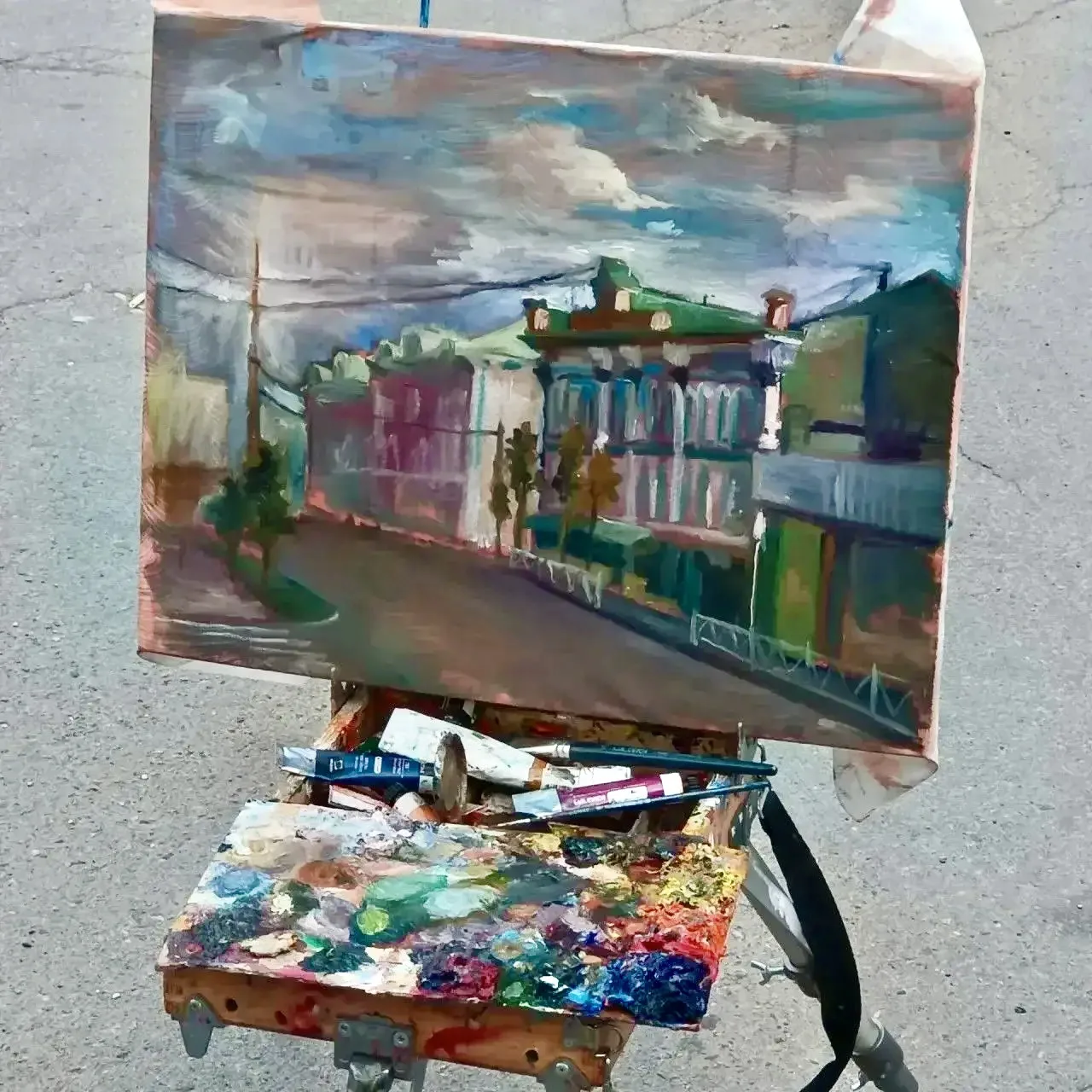 🎨 Молодые художники Саратовского художественного училища имени А. П. Боголюбова рисуют...