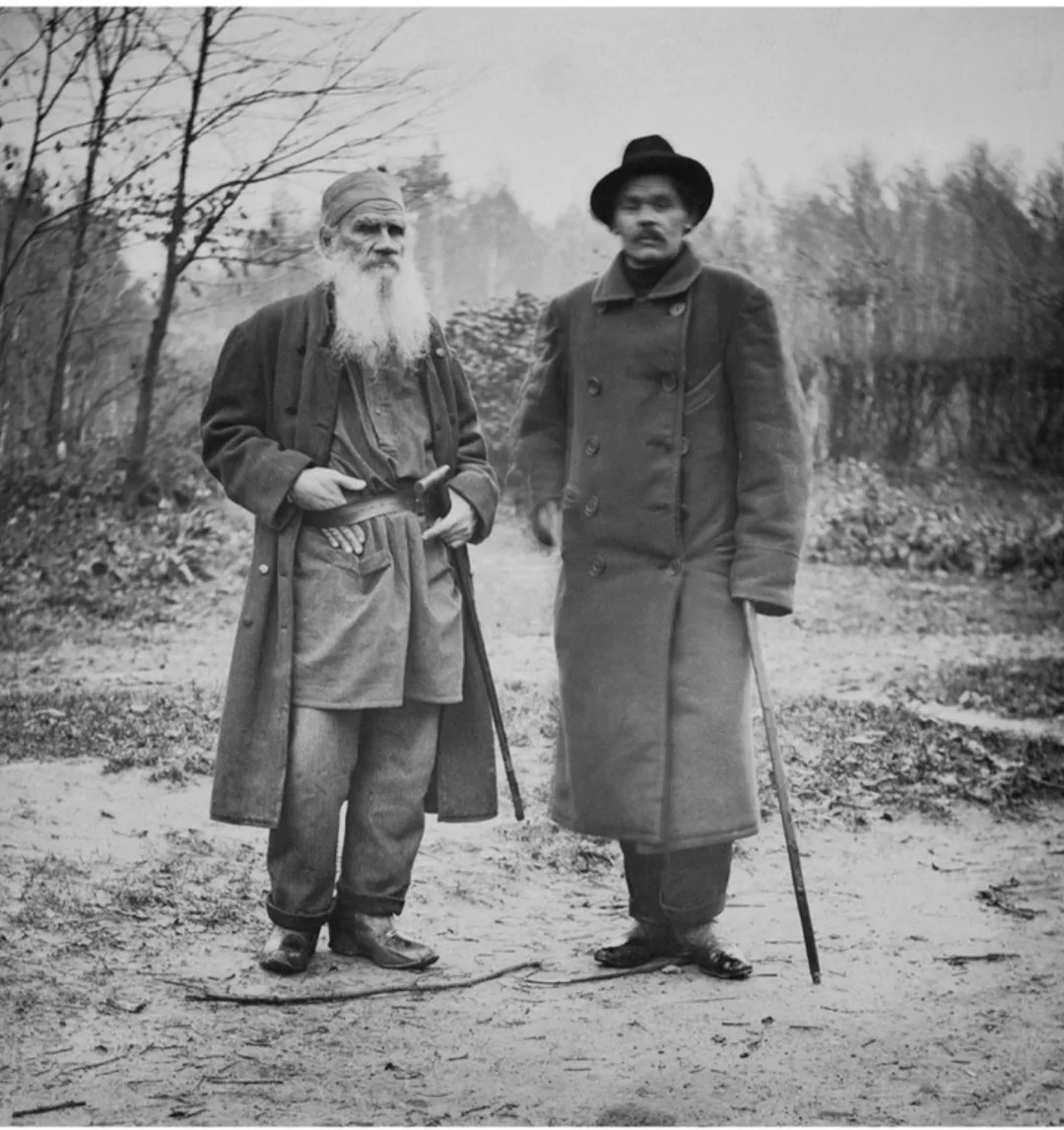 Лев Толстой и Максим Горький