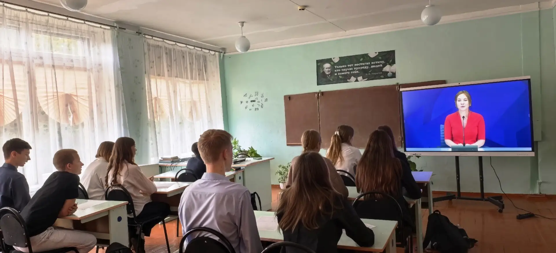В нашей школе прошел Всероссийский диктант «Россия — дом народов»
