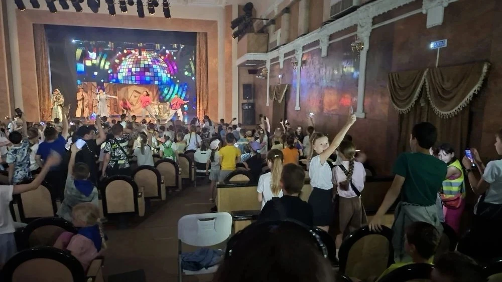 Для участников летней тематической площадки день наполнился настоящим волшебством! Ребята с восторго