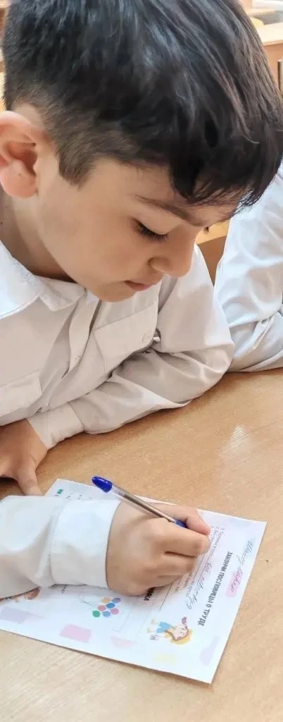 🔔Классный час «Праздник Весны и Труда» прошел в 3 «Б» классе, на котором ребята познакомились с исто