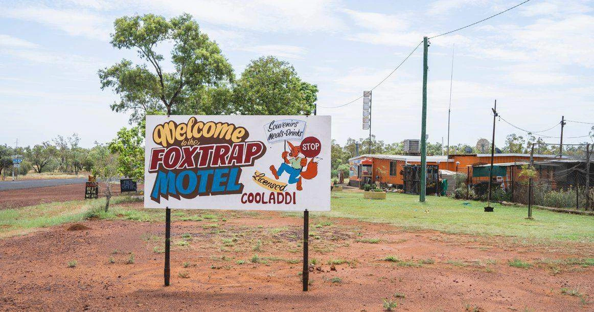 🇦🇺 В Австралии выставили на продажу Куладди, самый маленький город страны. Находится ...