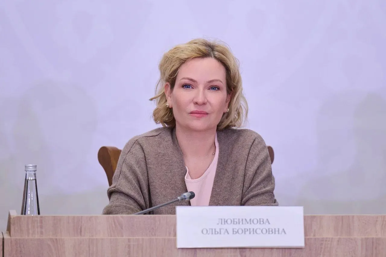 Вместе с Министром культуры Республики Сербии Николой Селаковичем торжественно открыли VI Российско-