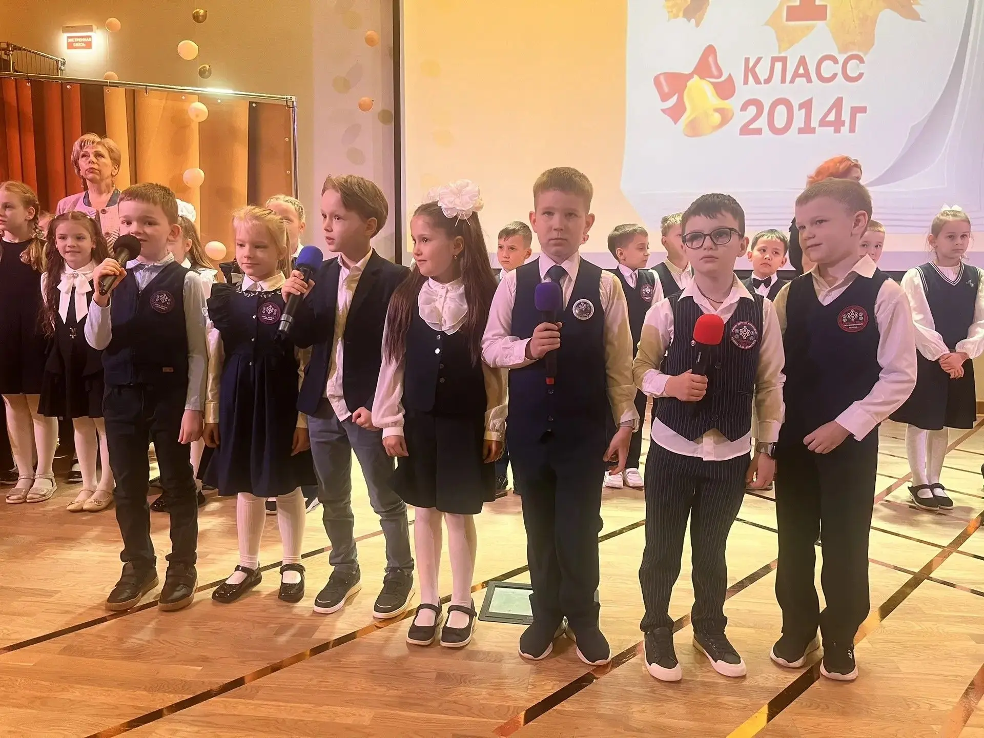 💫 Последний звонок: прощание со школой и шаг в будущее  ⭐ В нашей школе прозвучал последний звонок д
