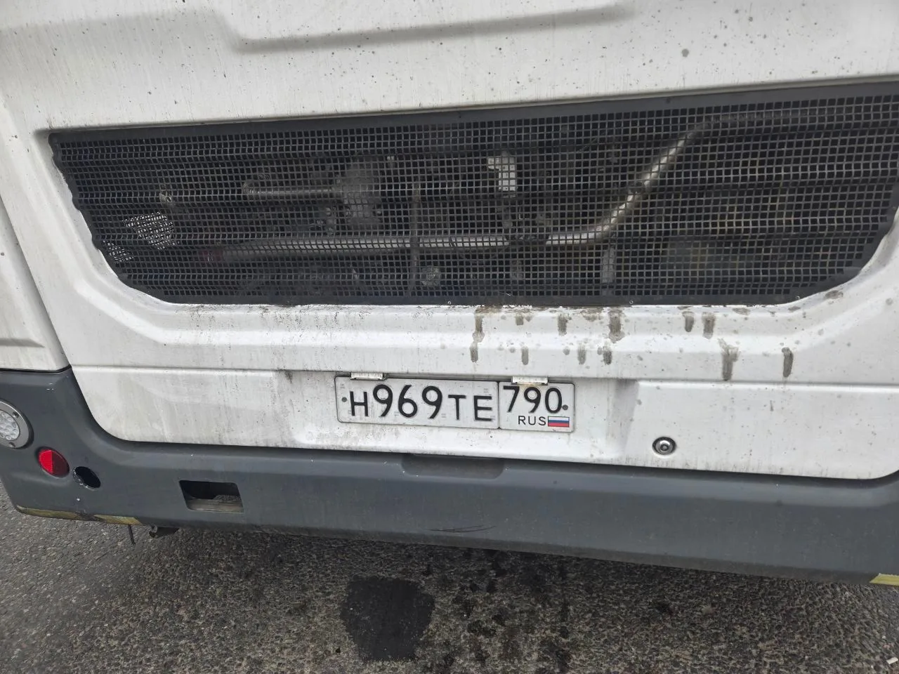 Ехала в автобусе 39А . На окнах написано, что кондиционер в нем есть, но в салоне невыносимо жарко! 