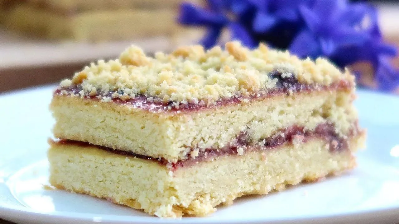 🍰 Песочное пирожное с вареньем