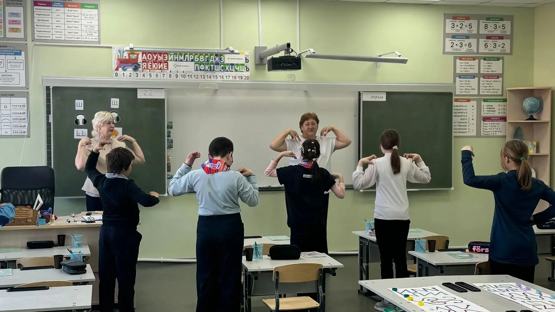 Шипим и щиплем: логопедия с нейрогимнастикой! 🗣️⁣
