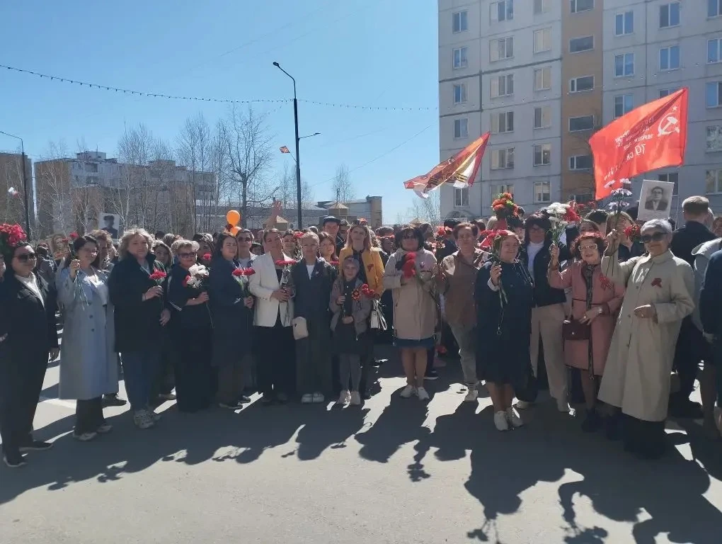 «В едином строю памяти: гимназисты и педагоги почтили подвиг героев»  Сегодня, 9 мая, наши гимназист